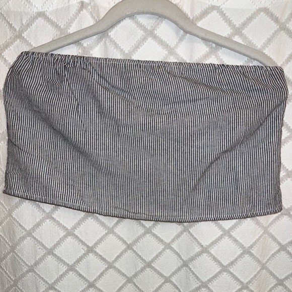 Strapless top - Picture 2 of 4